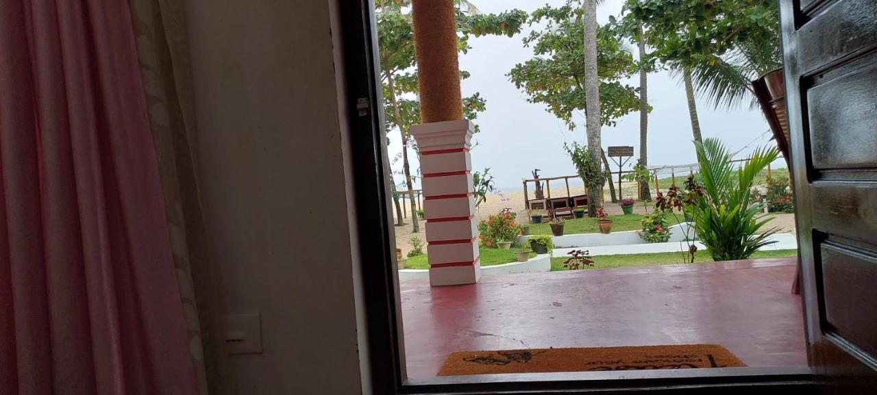 מאראריקולם Marari Phoenix Beach Homestay מראה חיצוני תמונה
