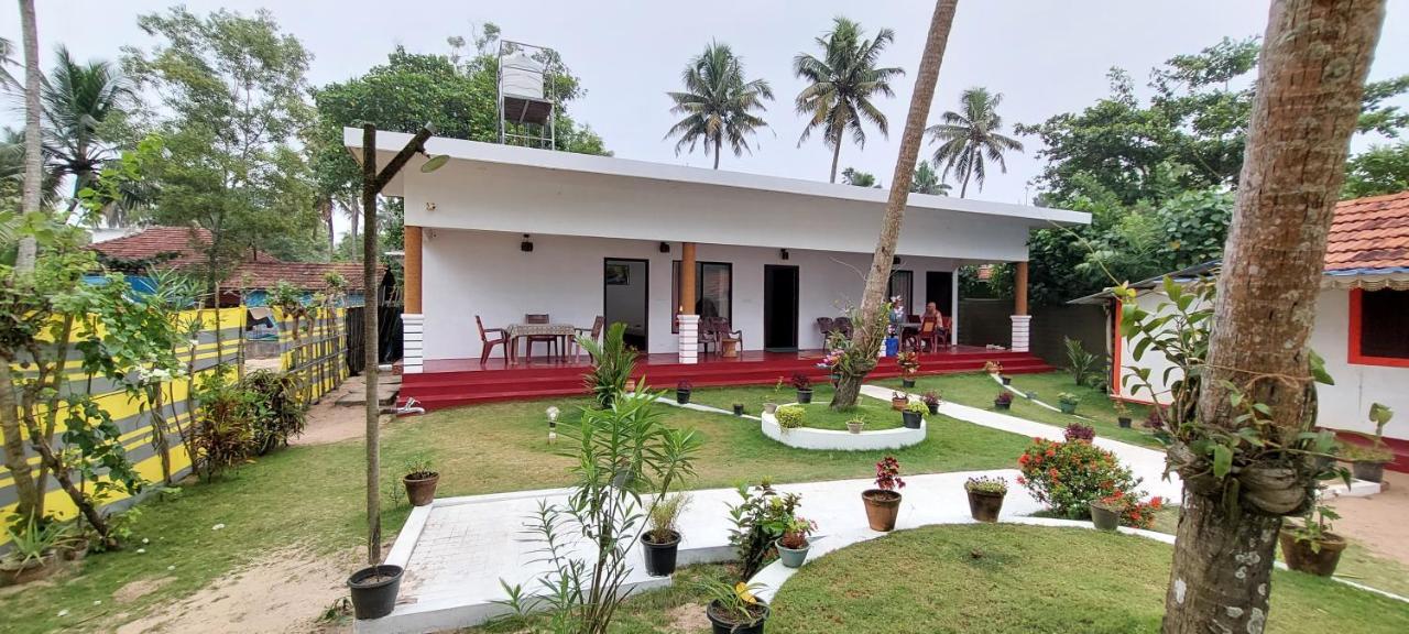 מאראריקולם Marari Phoenix Beach Homestay מראה חיצוני תמונה