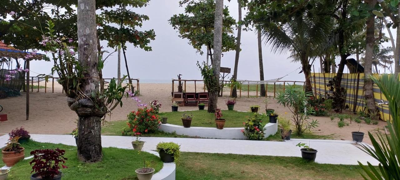 מאראריקולם Marari Phoenix Beach Homestay מראה חיצוני תמונה