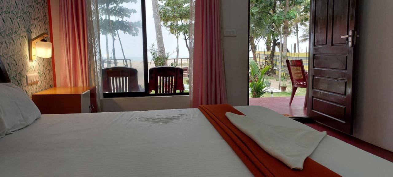 מאראריקולם Marari Phoenix Beach Homestay מראה חיצוני תמונה