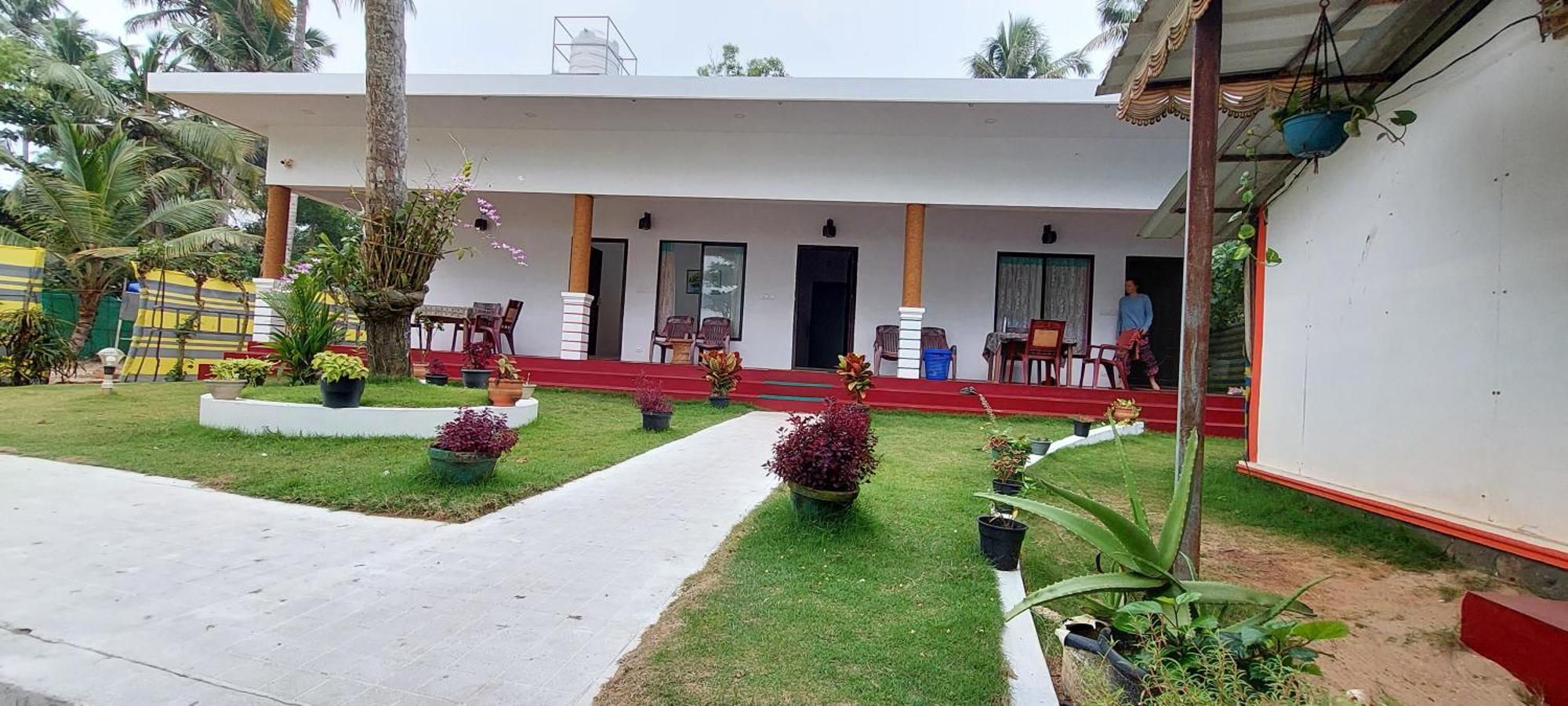 מאראריקולם Marari Phoenix Beach Homestay מראה חיצוני תמונה