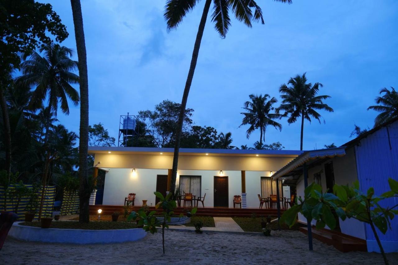 מאראריקולם Marari Phoenix Beach Homestay מראה חיצוני תמונה