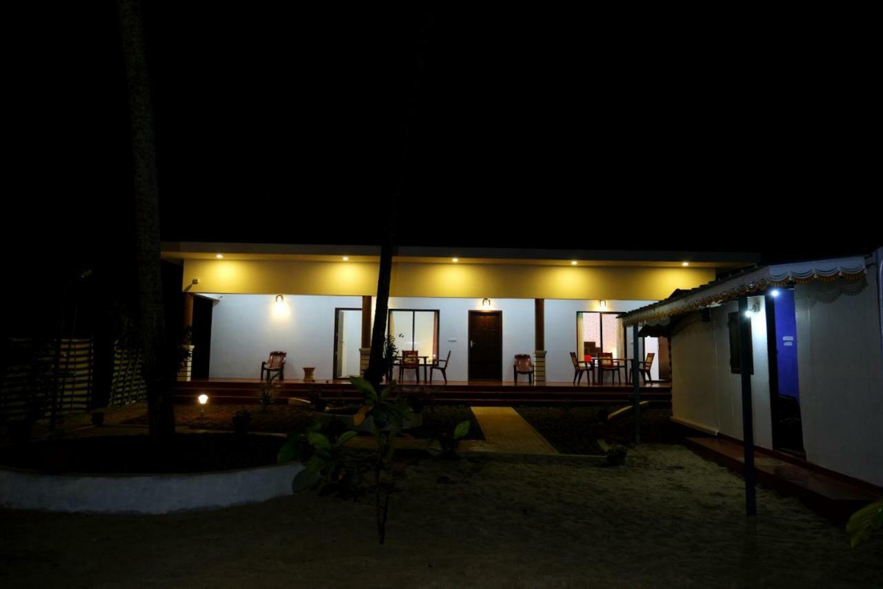 מאראריקולם Marari Phoenix Beach Homestay מראה חיצוני תמונה